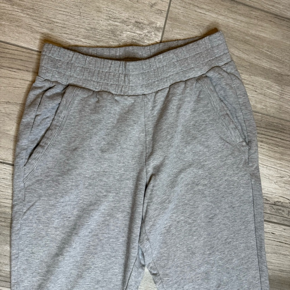 ALO SWEAT PANTS GREY SIZE XS - Picture 5 of 5